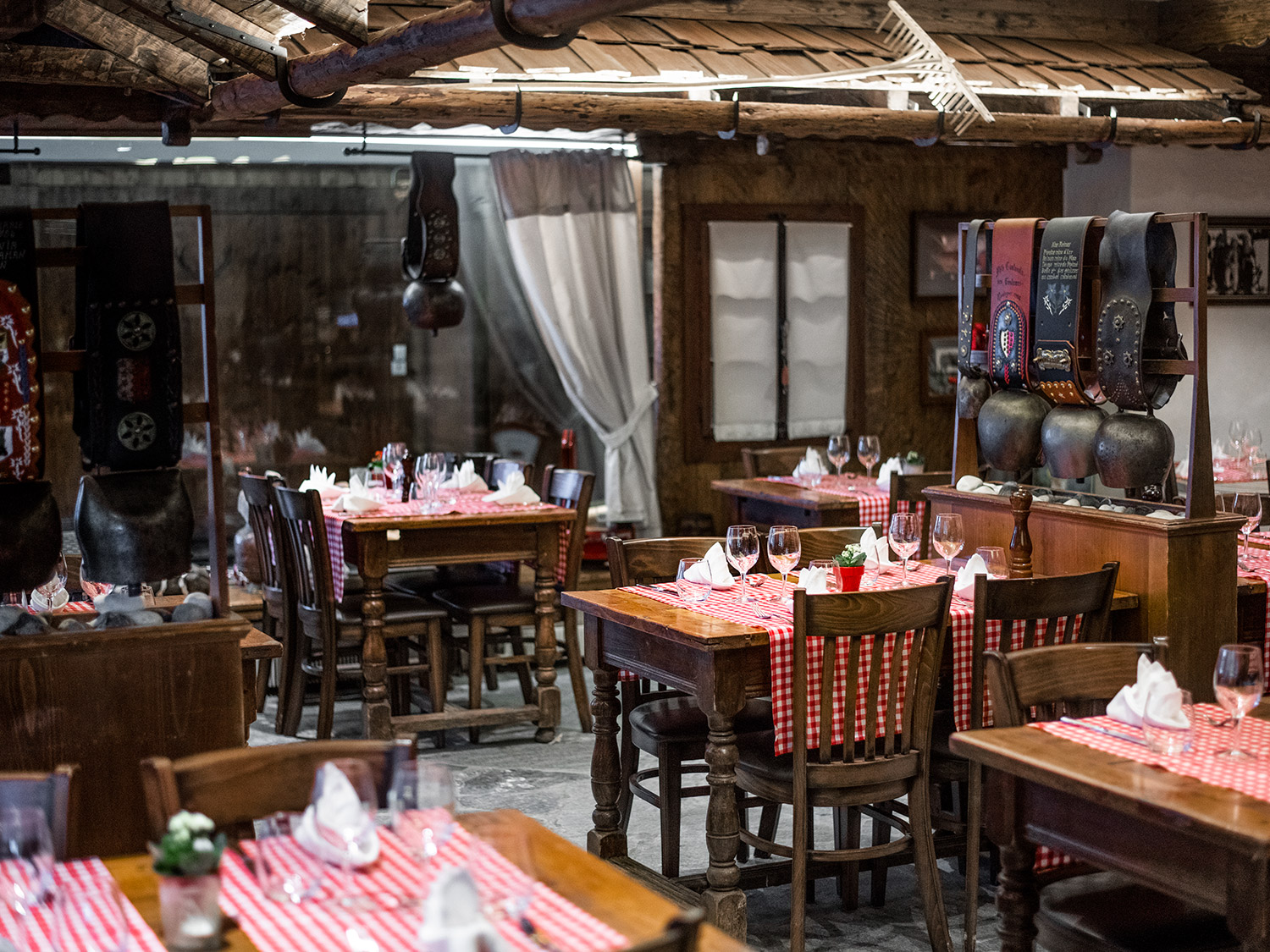 Salle du Restaurant Le Mayen à Crans-Montana